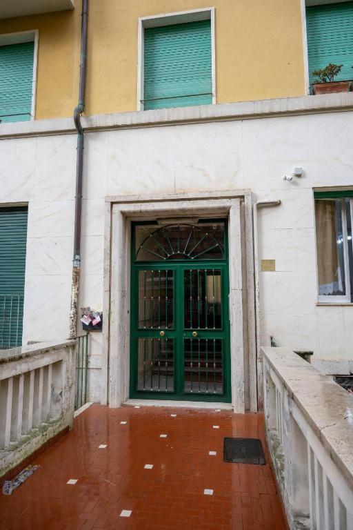 L'Oleandro Di Alfredo Apartment โรม ภายนอก รูปภาพ